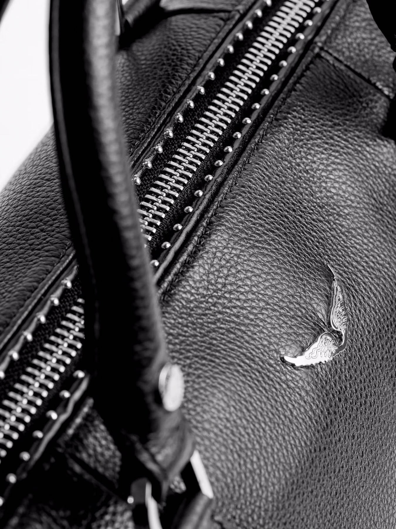 Zadig & Voltaire Sunny Medium Grained Leather + - Noir