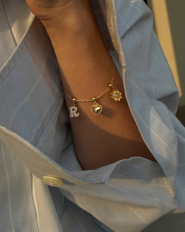 Clover Charm - Guld