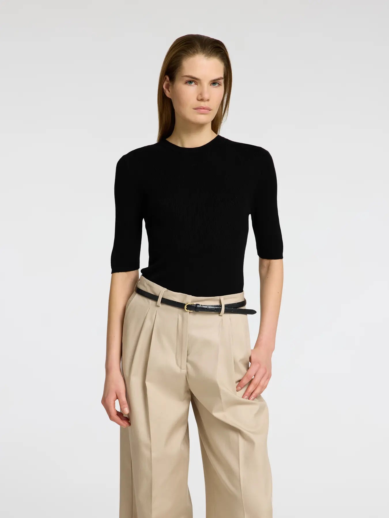 Ingrid 2/4 Knit O-Neck - Svart