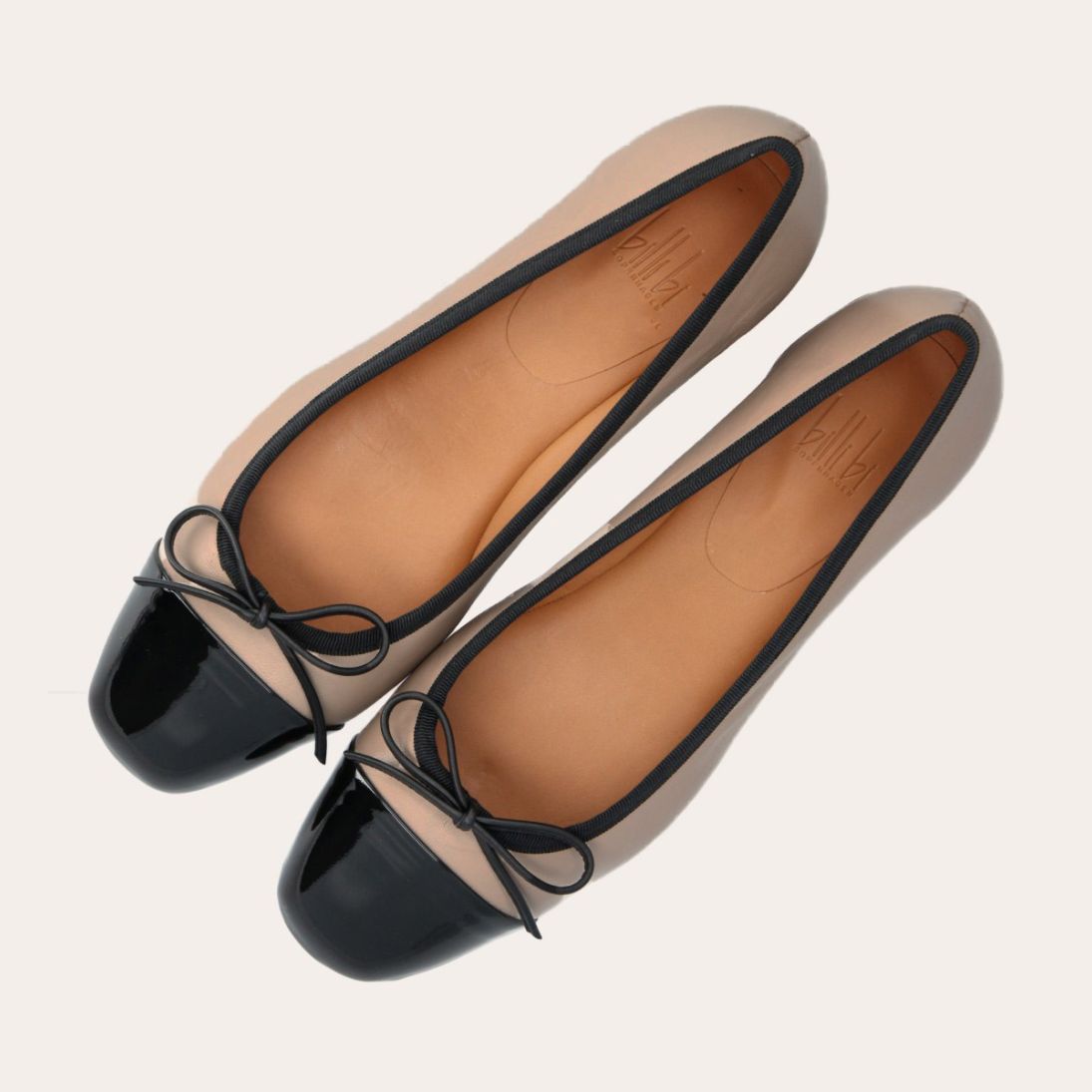 A6050 - Black Patent/Beige Nappa
