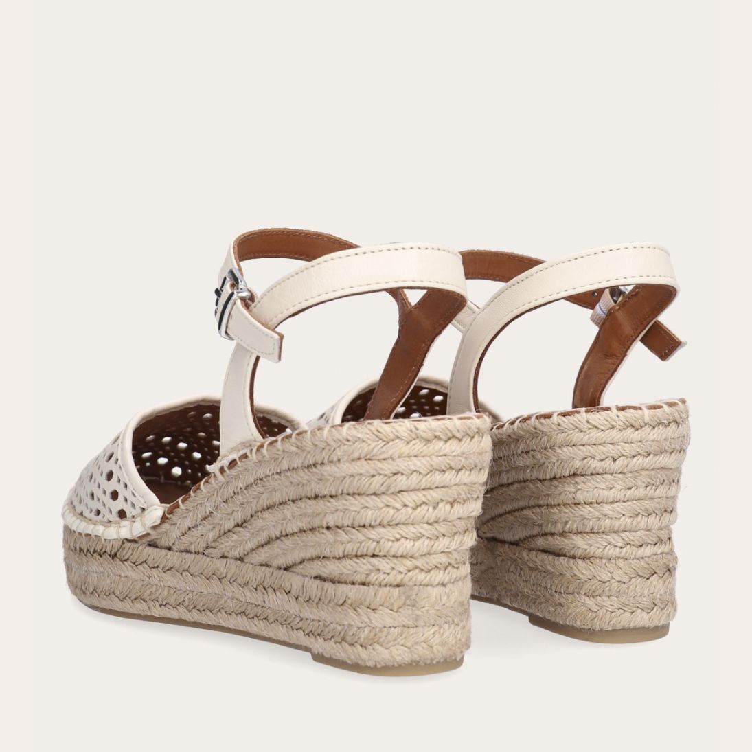 A8611 - Off White Nappa