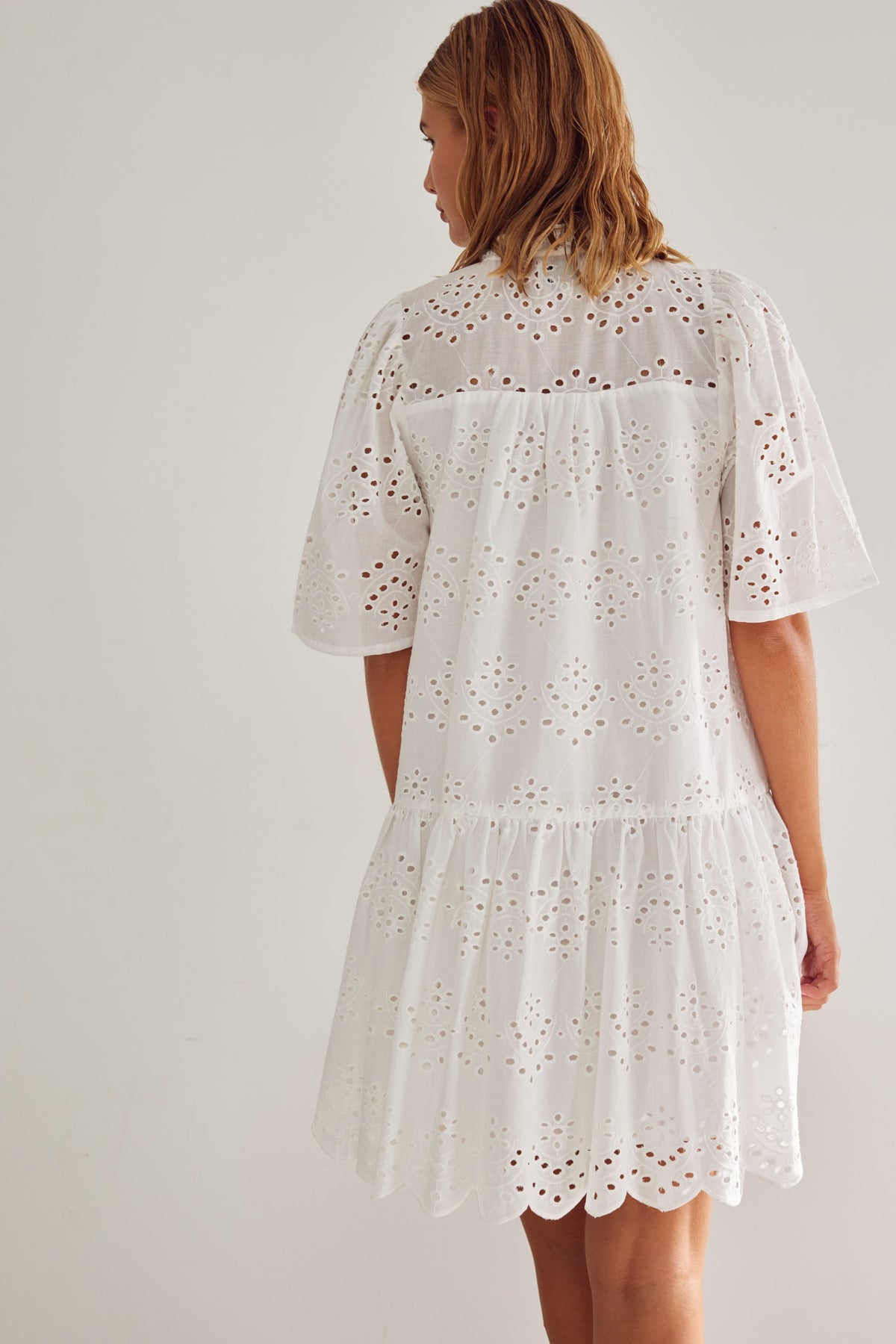 Lilia Dress - Vit