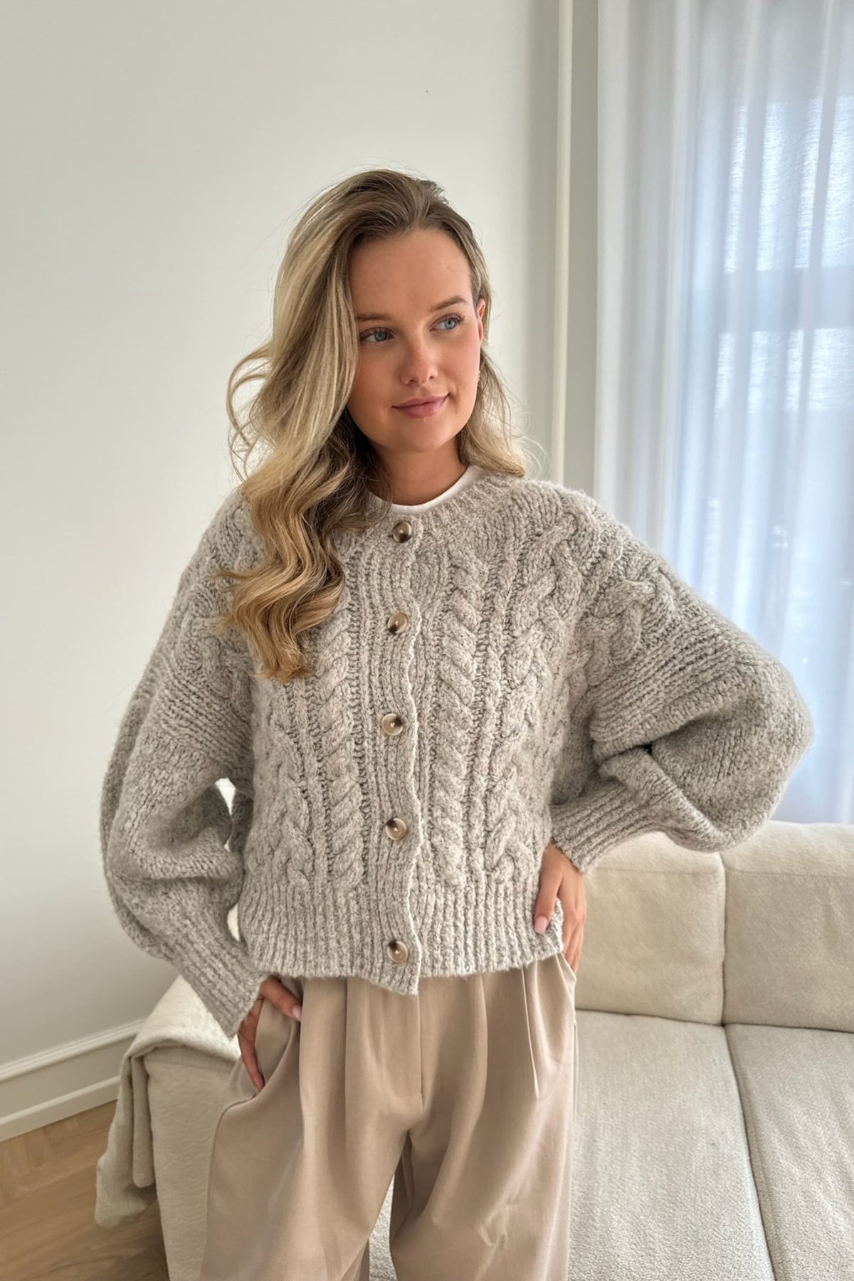 Ellaic Cardigan - Light Greige