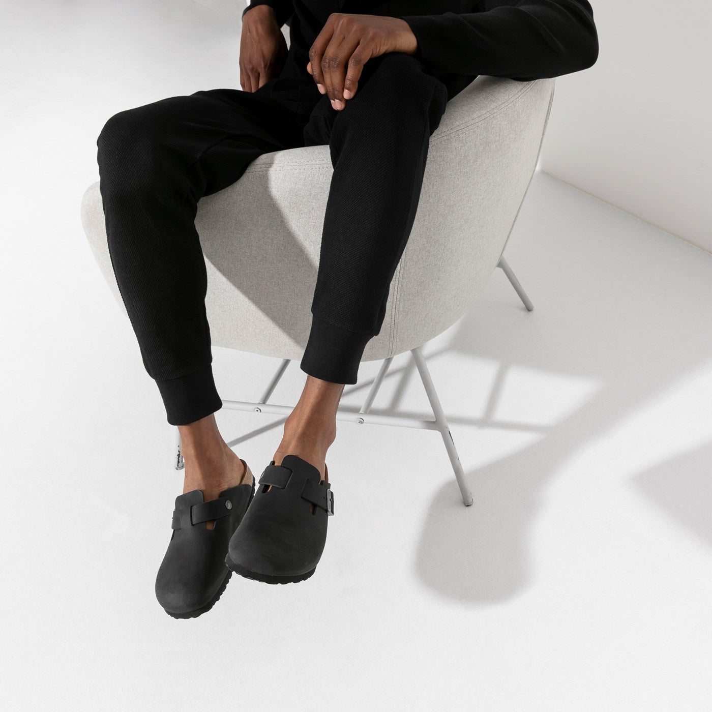 Boston Oiled Leather Narrow - Svart