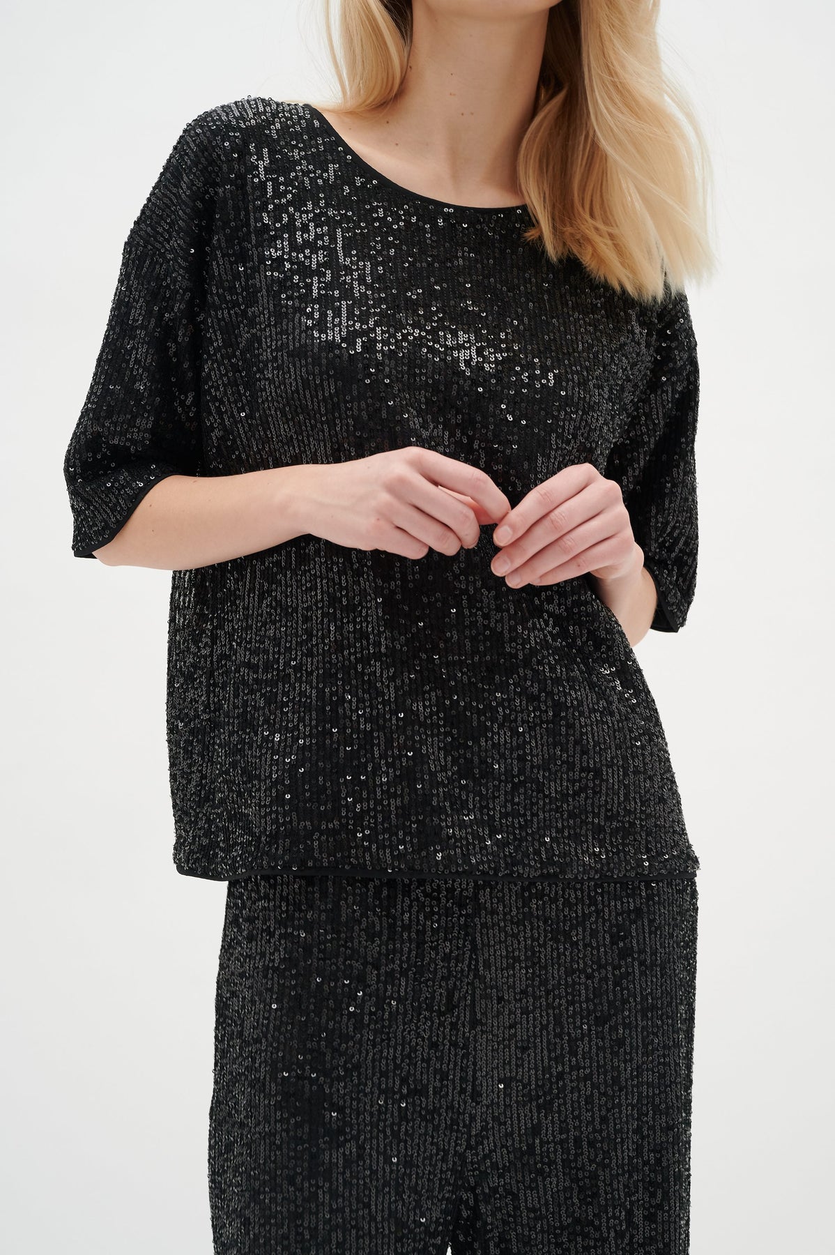 JarjarIW Tshirt - Black