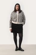 LinikaPW CA - Black Stripe