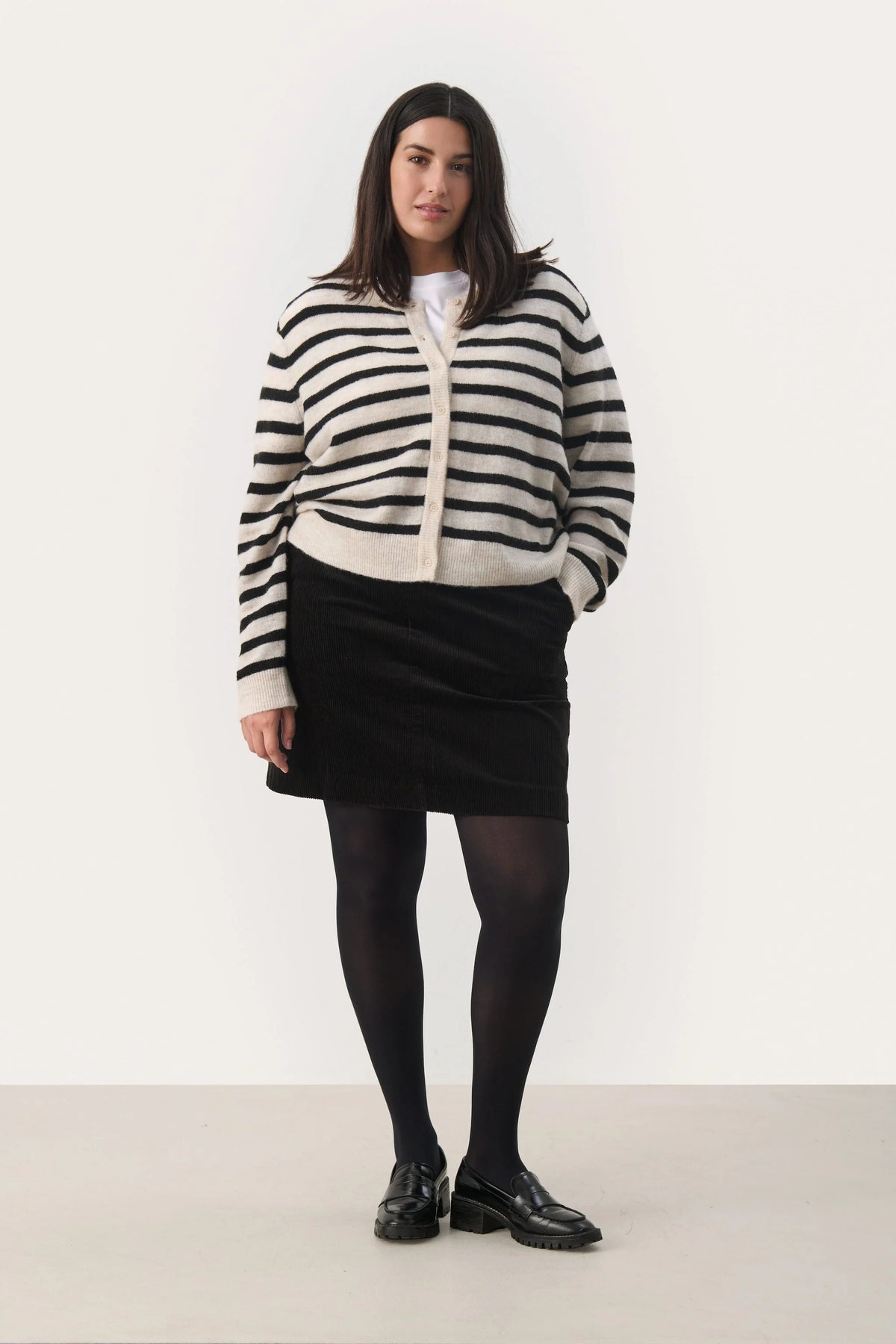 LinikaPW CA - Black Stripe
