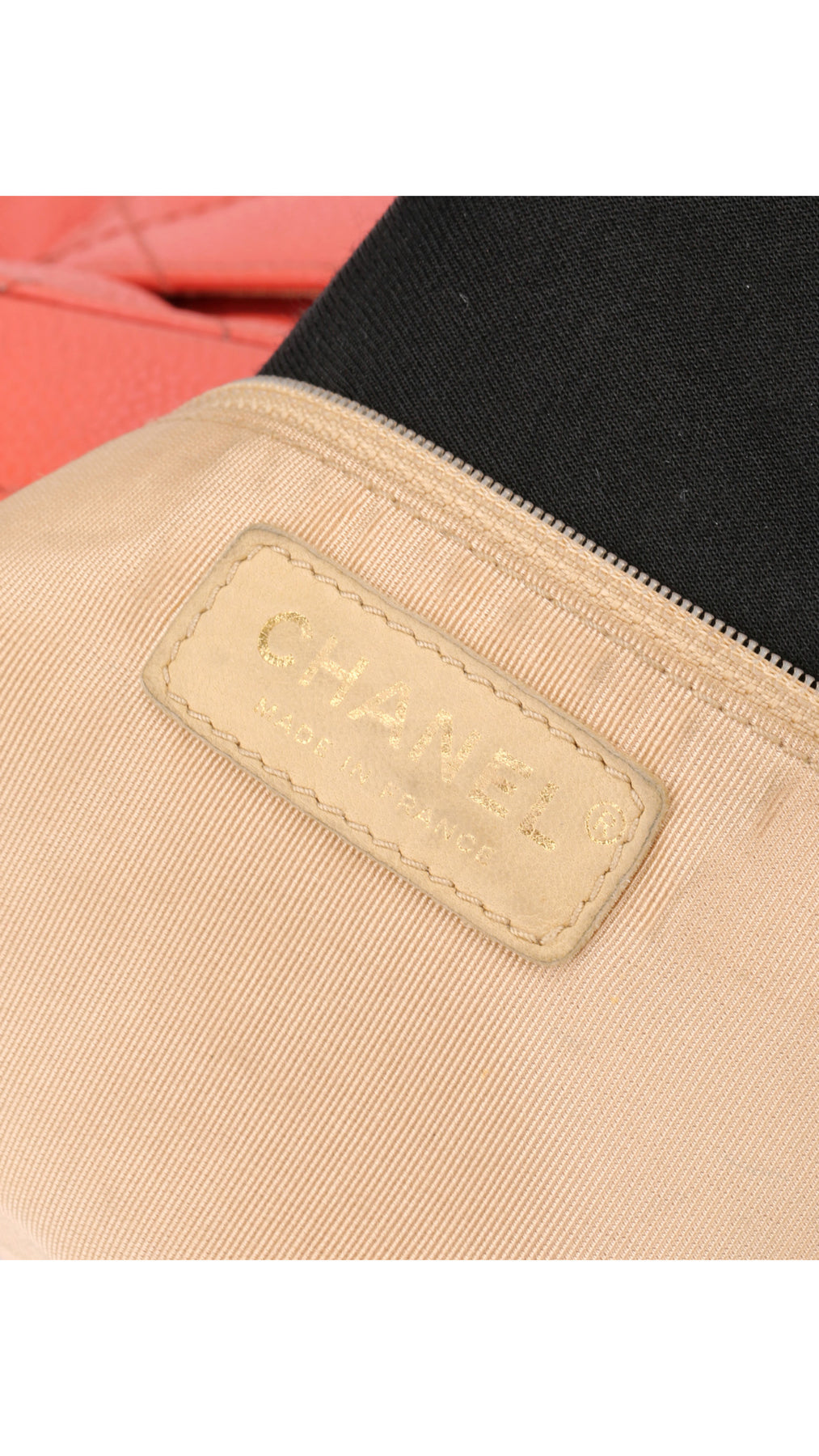 Chanel Axelväska CC-Logo - Korallröd