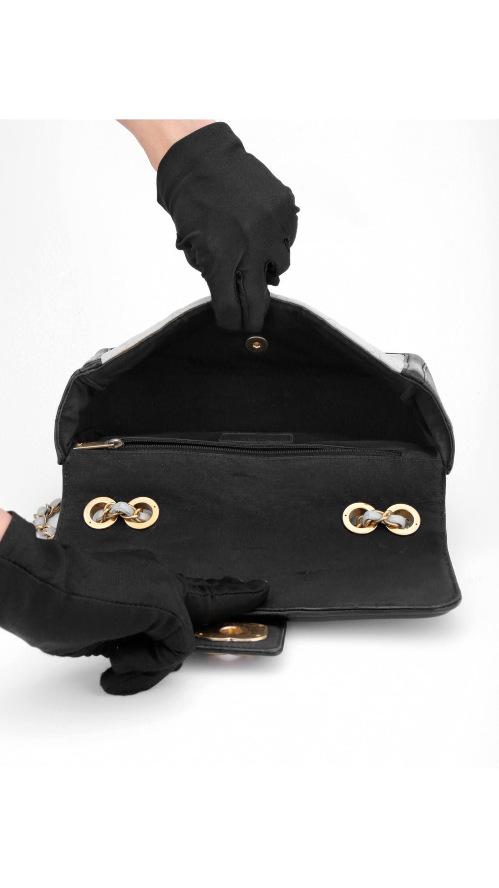 Chanel Single Flap Axelväska - Ljusblå/Svart