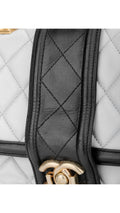 Chanel Single Flap Axelväska - Ljusblå/Svart