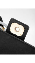 Chanel Single Flap Axelväska - Ljusblå/Svart