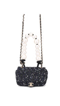 Chanel Tweed Pearl Single Flap Bag Mini - Svart