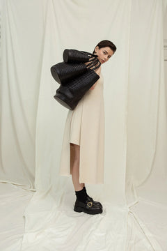 Sandhi L - Black Twill