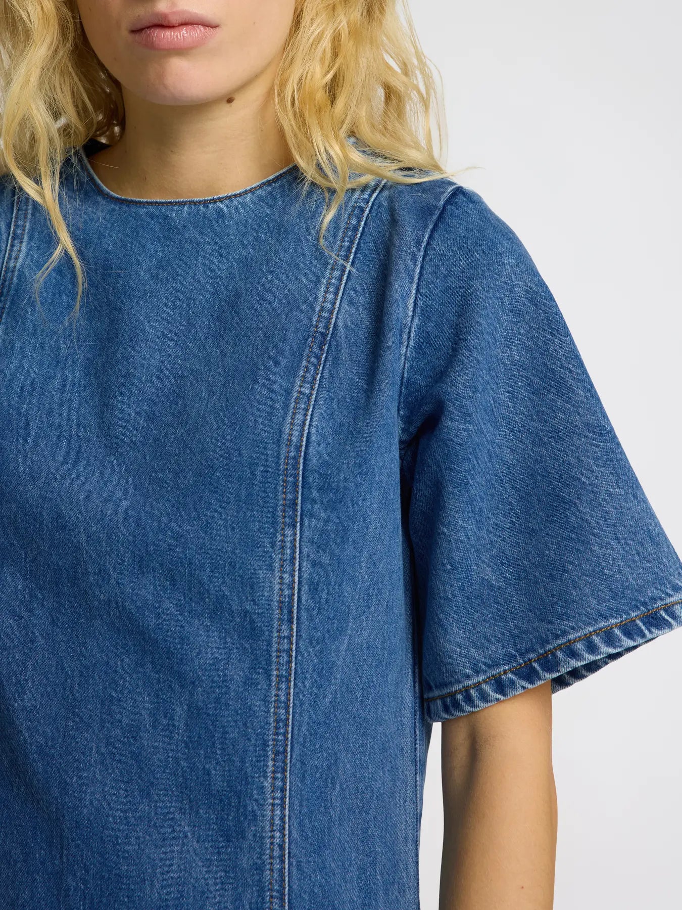 Rie 2/4 Short Dress - Medium Blue Denim