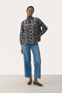 LeoluPW SH - Dark Navy Contrast Flower