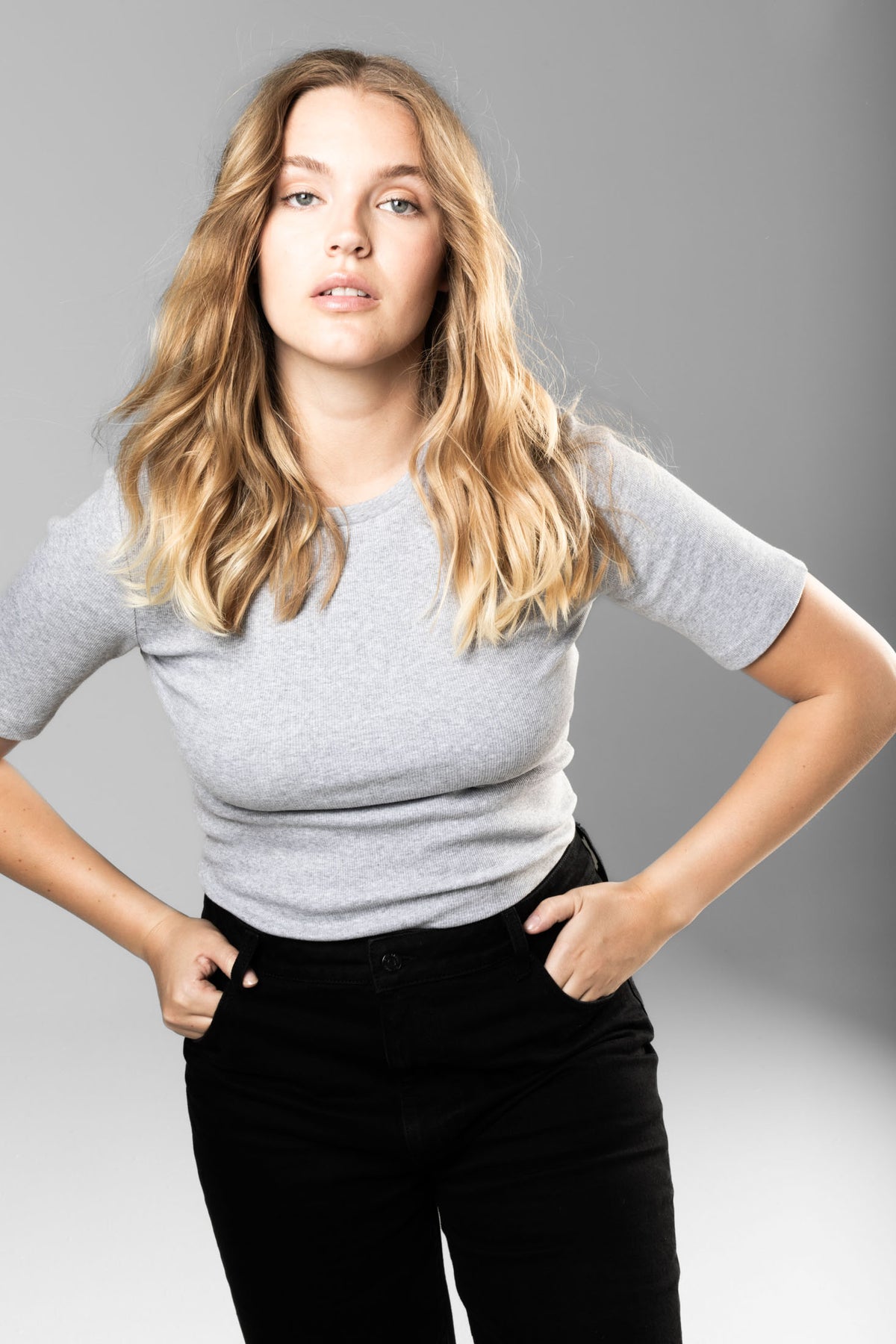 Pippa Rib Tee - Ljusgrå melange