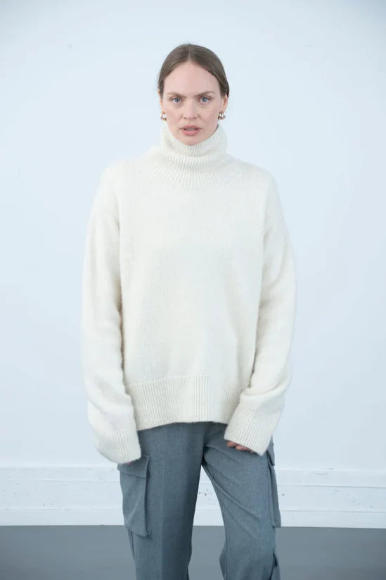 Alwyn - Offwhite