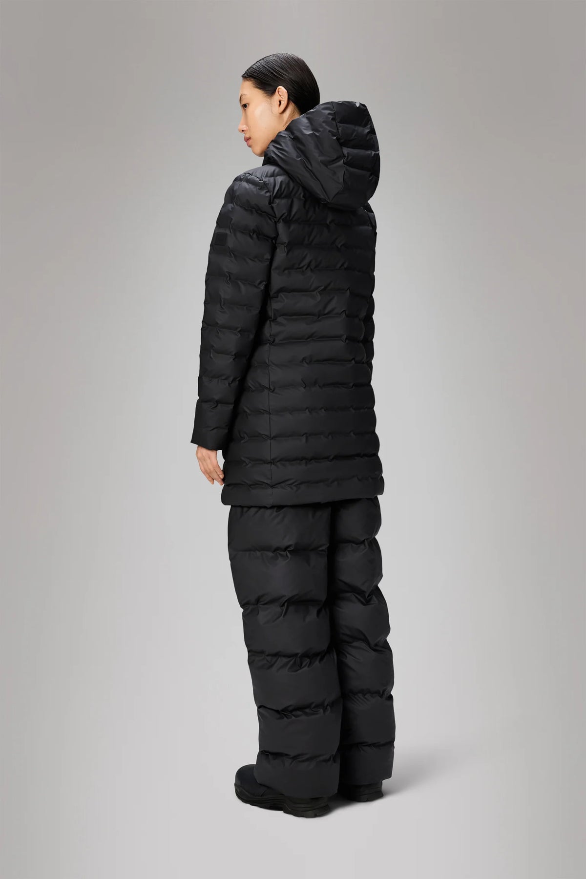 Lohja Long Puffer Curve Jacket W3T3 - Black