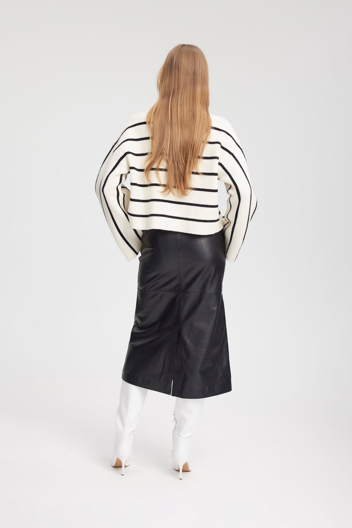 GeorgiaGZ Short Pullover - Egret With Black S