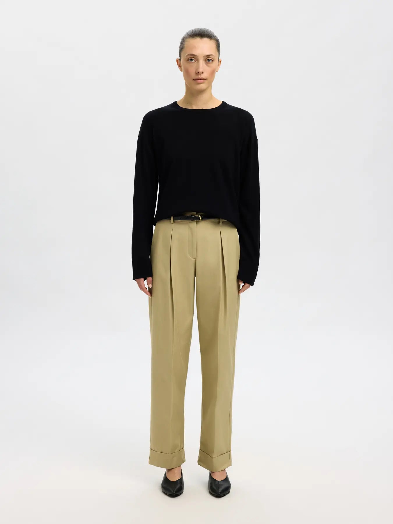 Thea Ls Knit Merino O-Neck - Svart