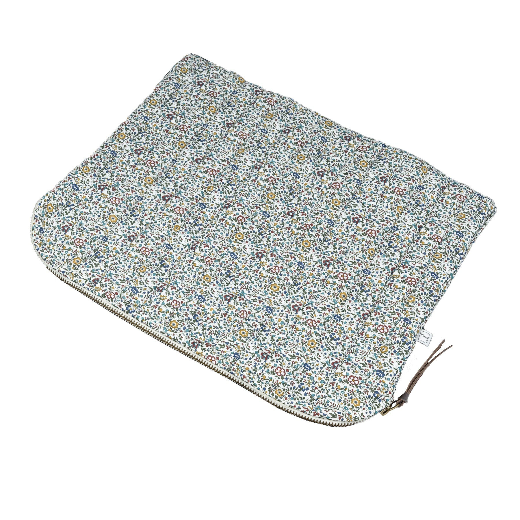 Mac Cover Mw Liberty - Katie And Millie