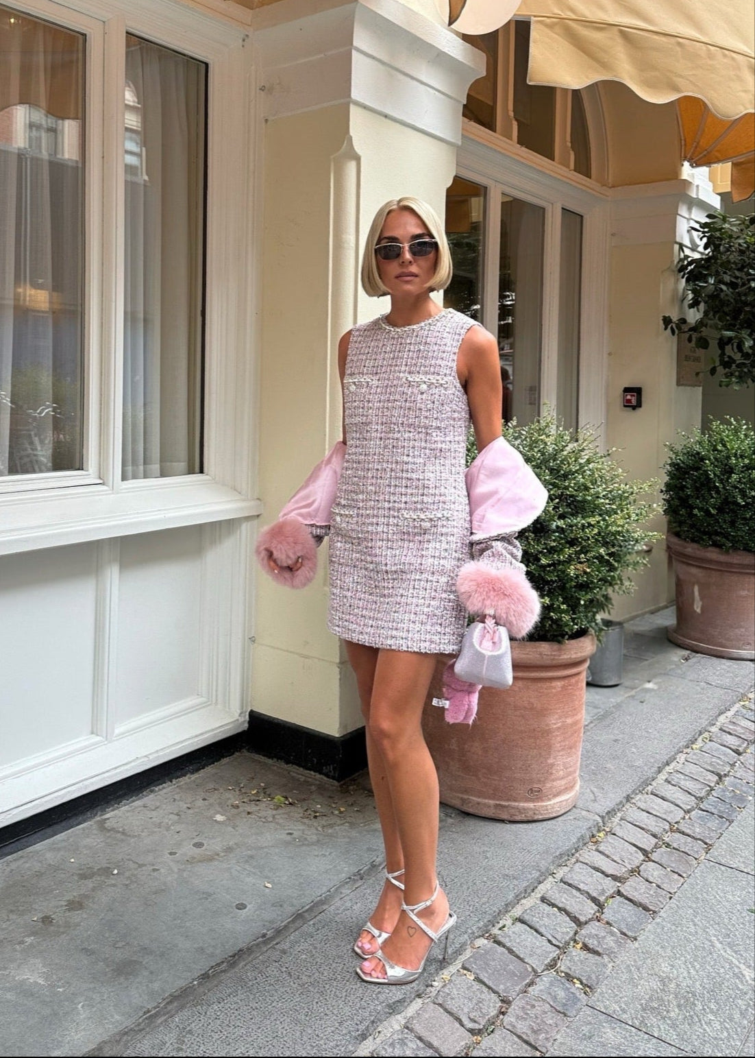 Ärmlös Bouclé-miniklänning - Rosa