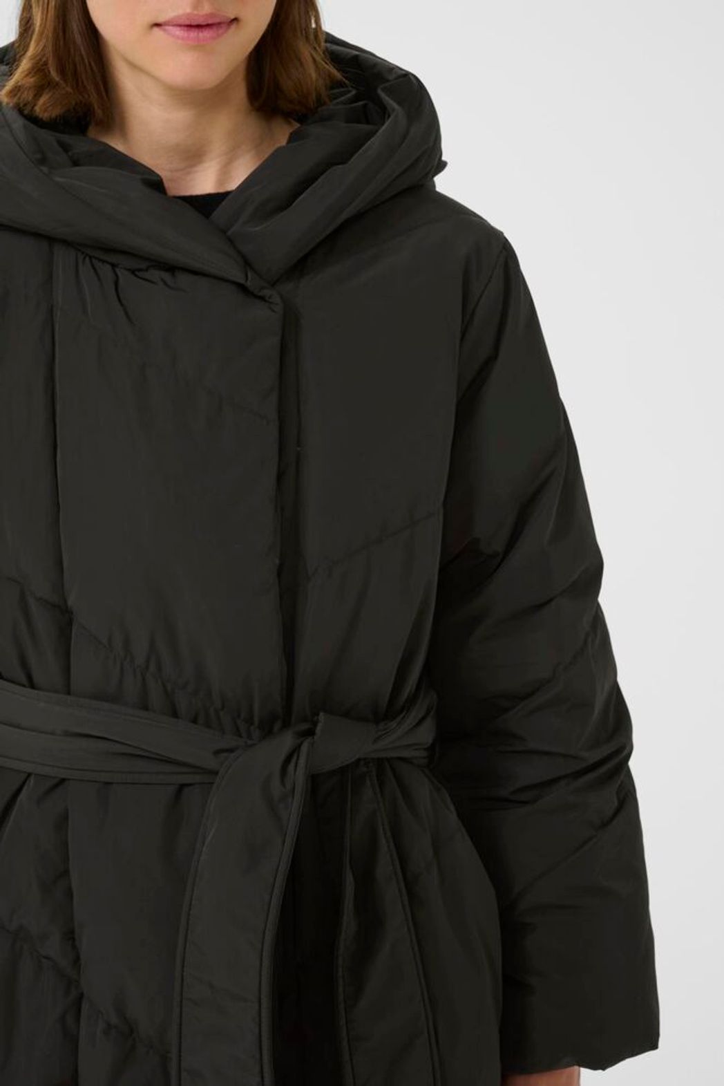YazIW Long Coat - Black