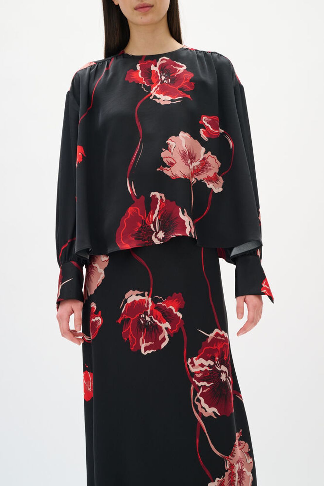 DawnIW Blouse - Black Poppy Rose