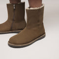 Uppsala Zip Shearling Suede Leather Narrow - Dark Tea