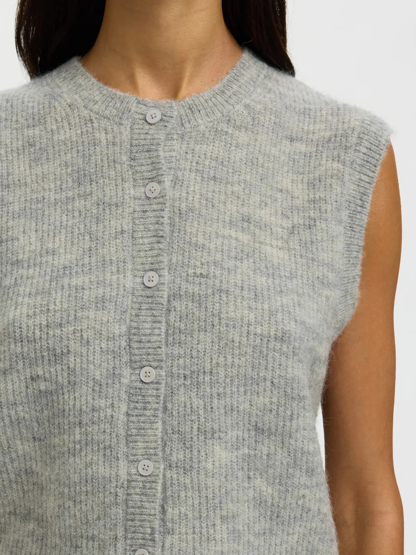 Lulu Sl Button O-Neck Vest - Ljusgråmelerad