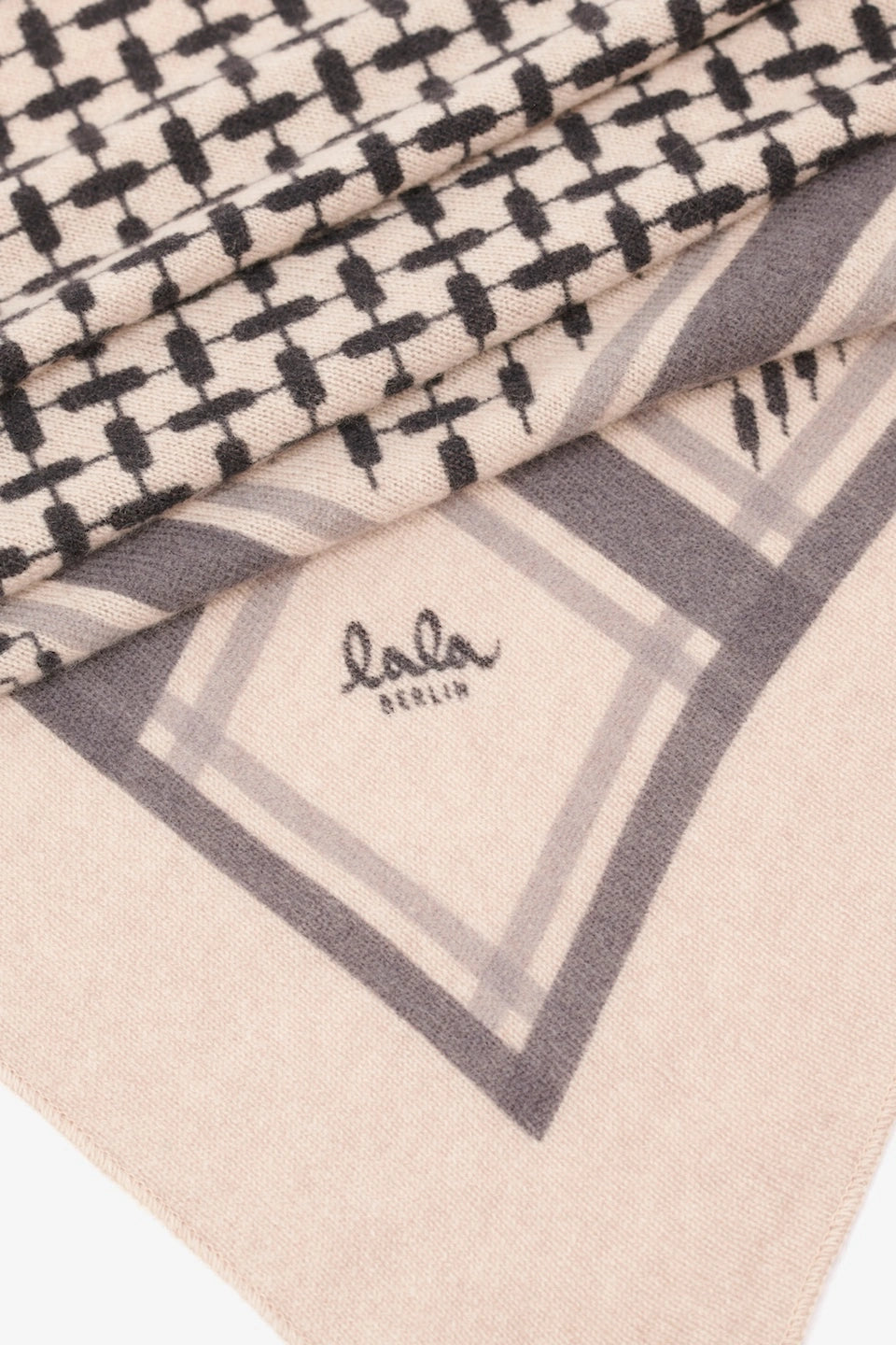 Triangle Trinity Classic M Cashmere - Dune Beige