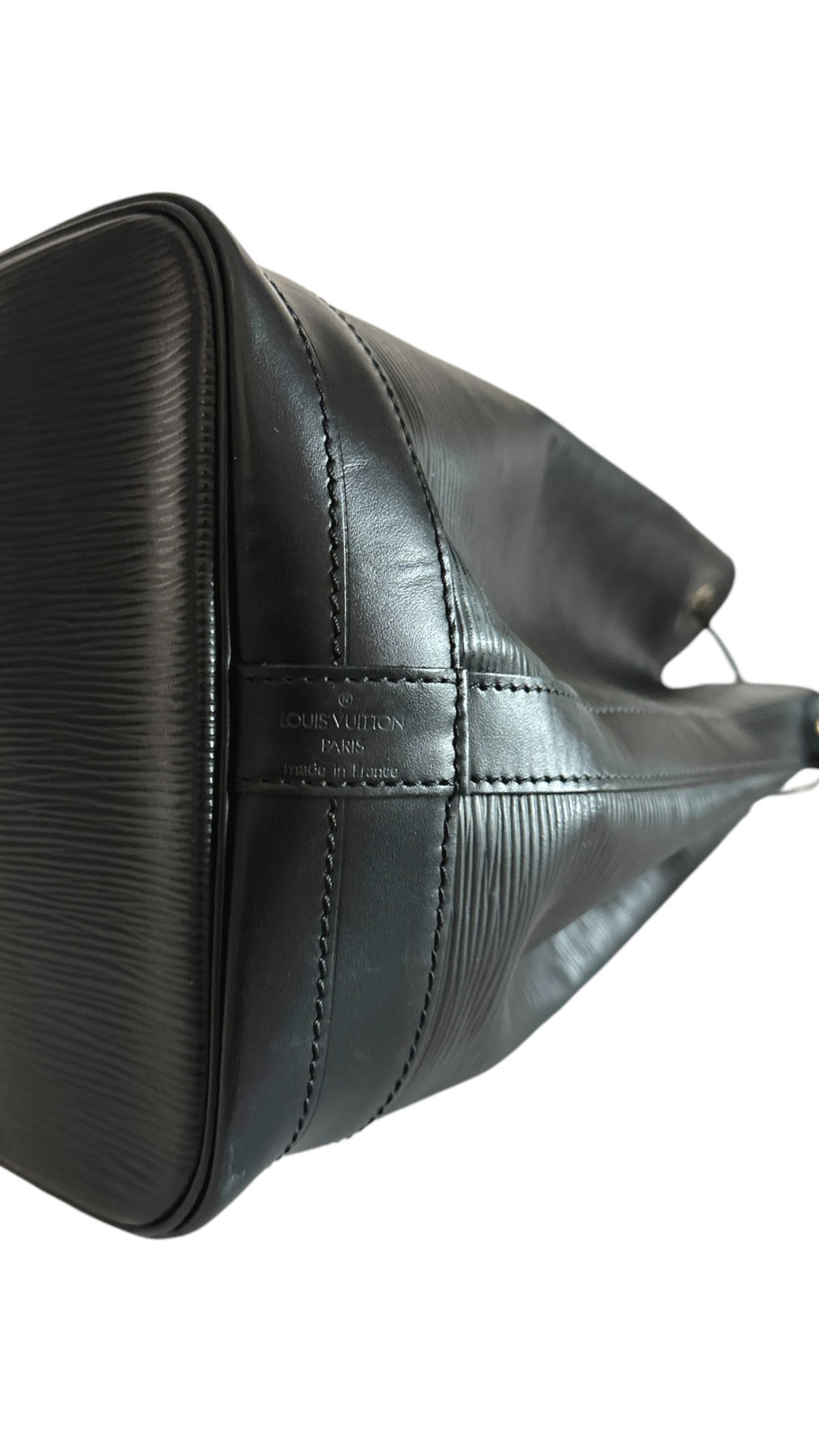 Louis Vuitton Noé Epi Gm Shoulder Bag - Black