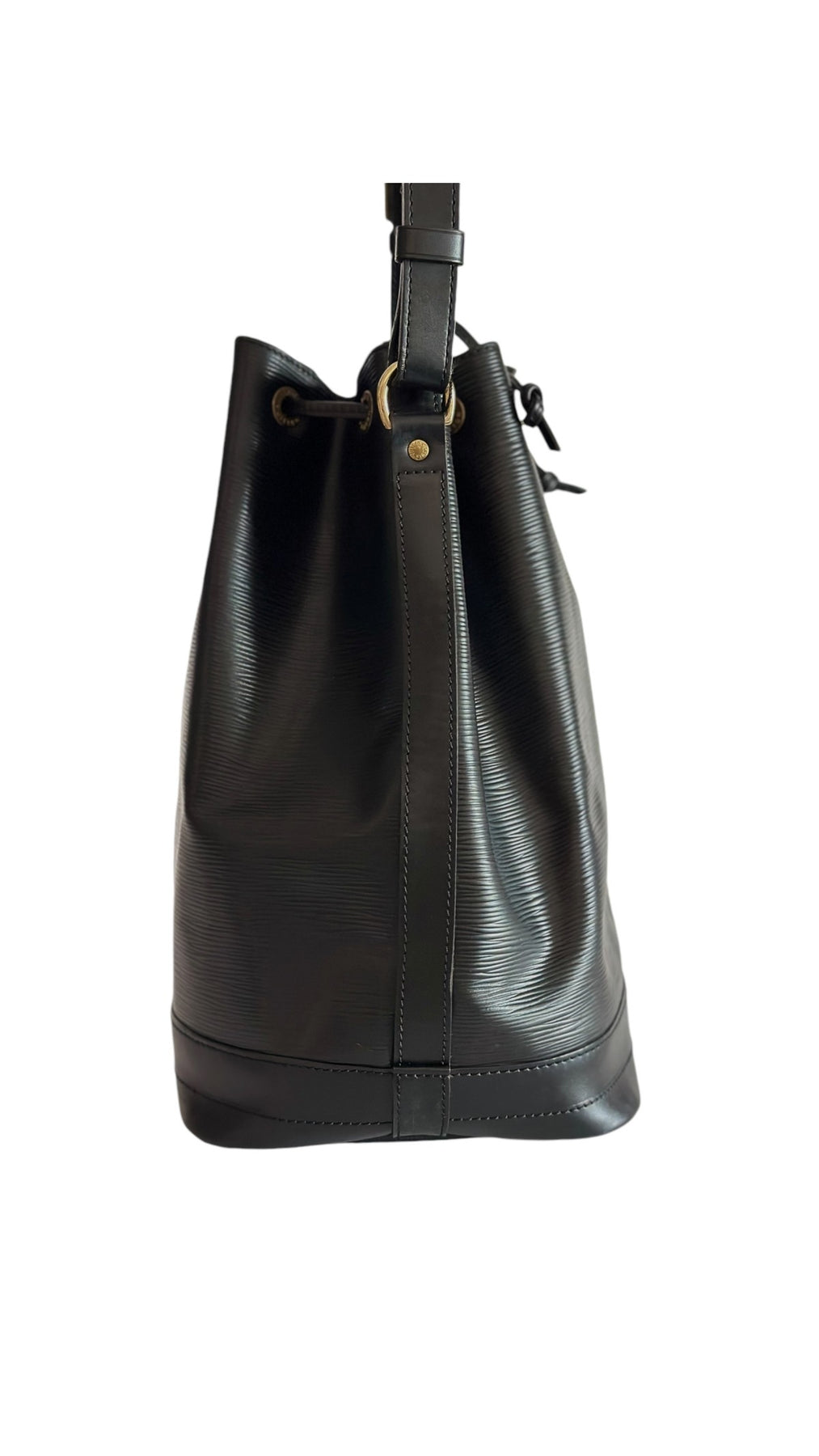 Louis Vuitton Noé Epi Gm Shoulder Bag - Black