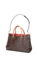 Louis Vuitton Pallas Monogram Cerise Axelväska - Brun