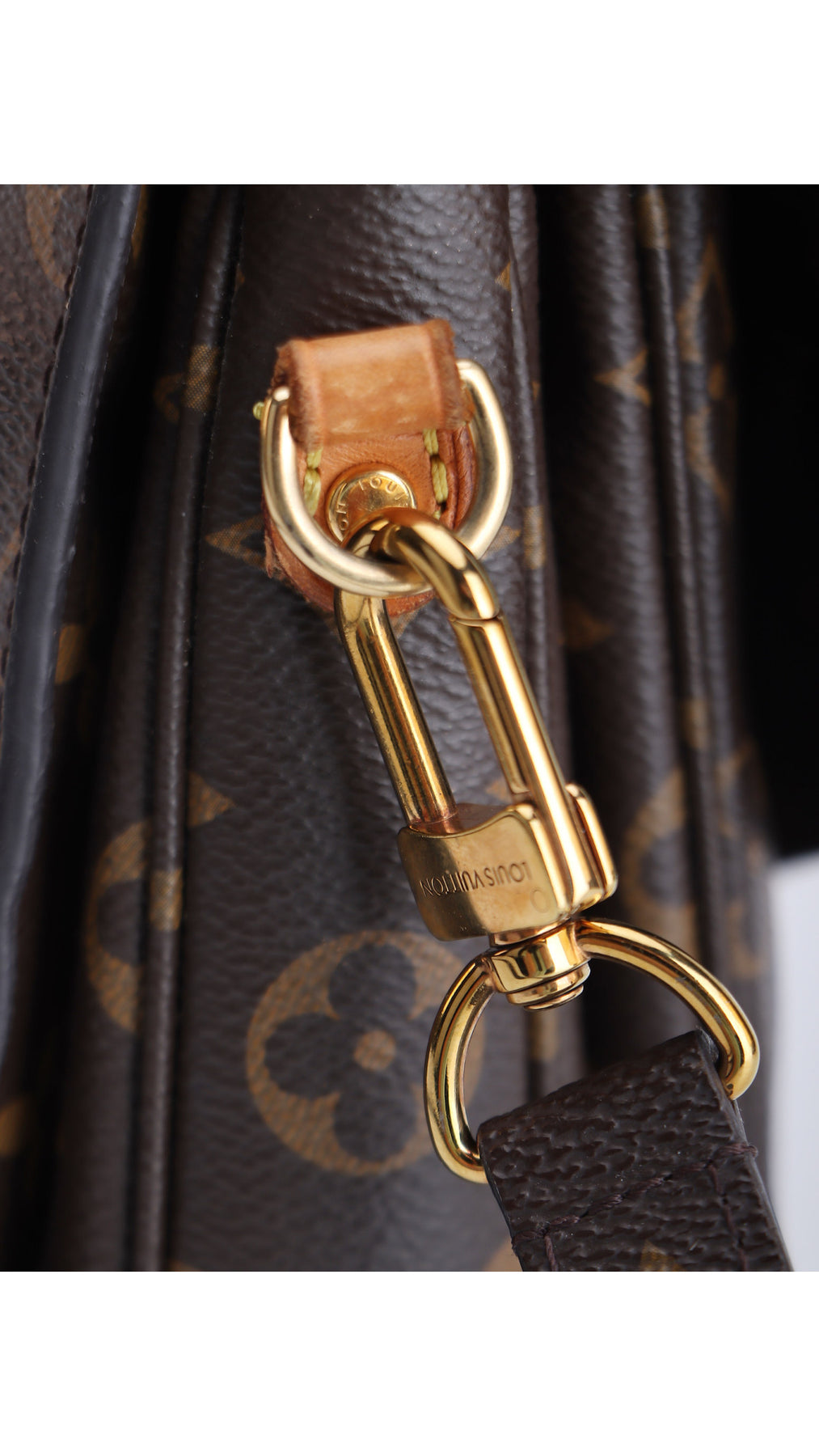 Louis Vuitton Pochette Métis Bag - Brown