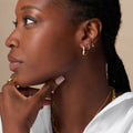 Fine Pave Wave Micro Hoop - Guld