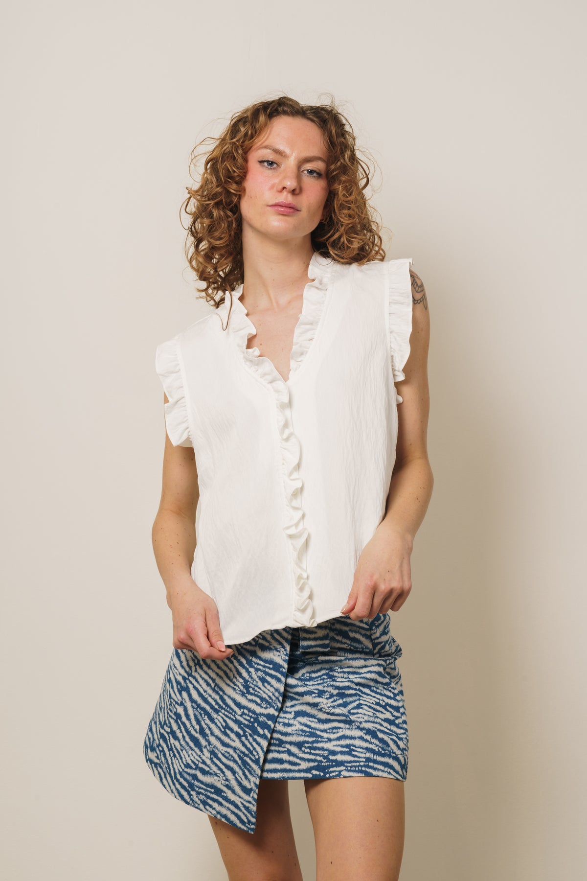 Sueda Frill Top - White