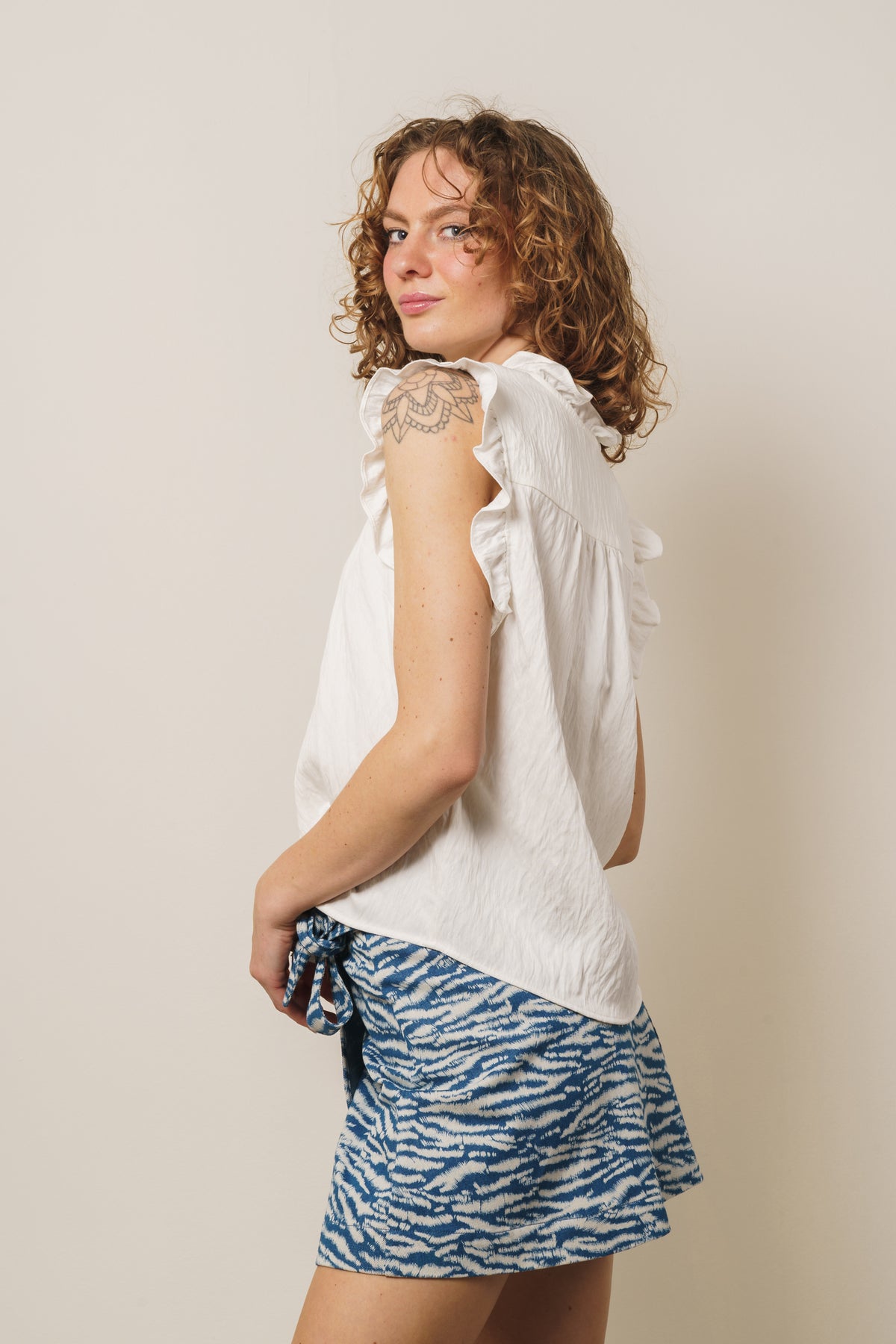 Sueda Frill Top - White