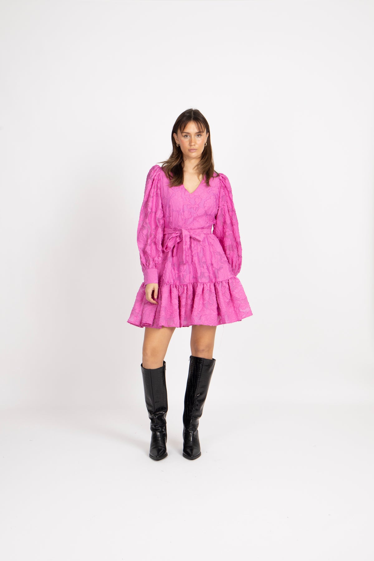 Calli-Sadie Ls Short V-Neck Dress Ff - Phlox Pink