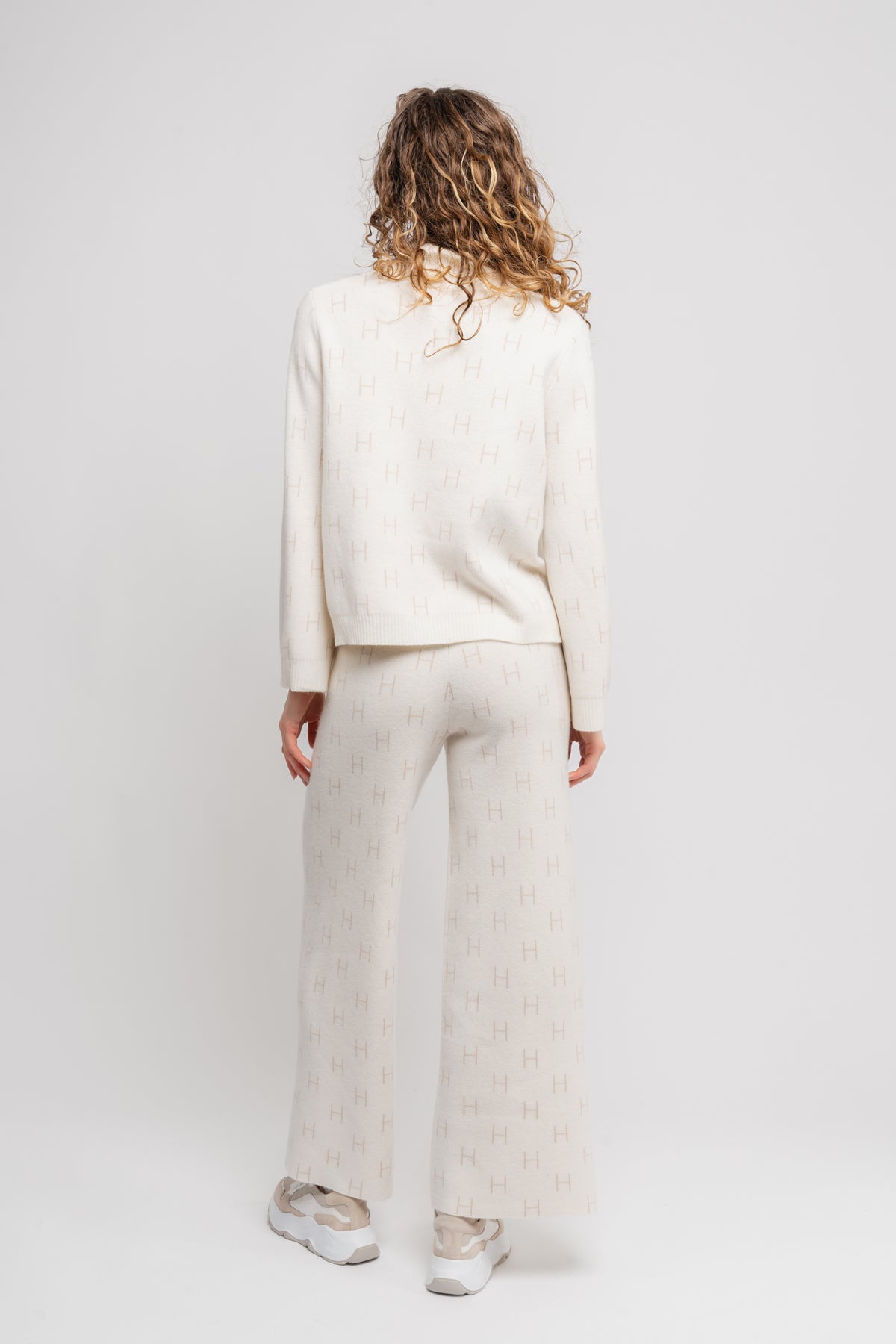 Linda Sweater - White