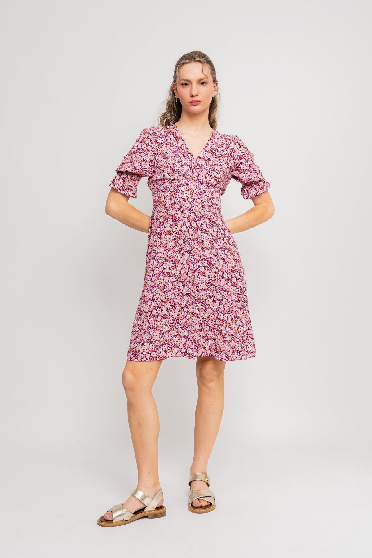 Koko Dress Short Open Back Short Sleeves - Lilac Bordeaux Big Flower