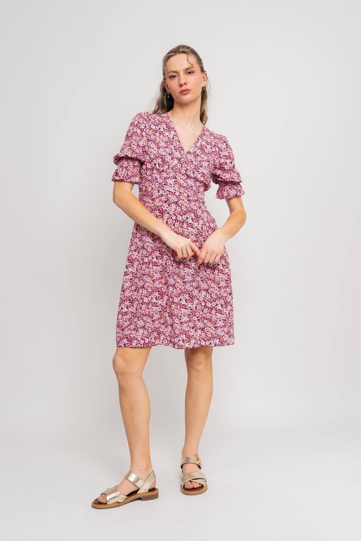 Koko Dress Short Open Back Short Sleeves - Lilac Bordeaux Big Flower