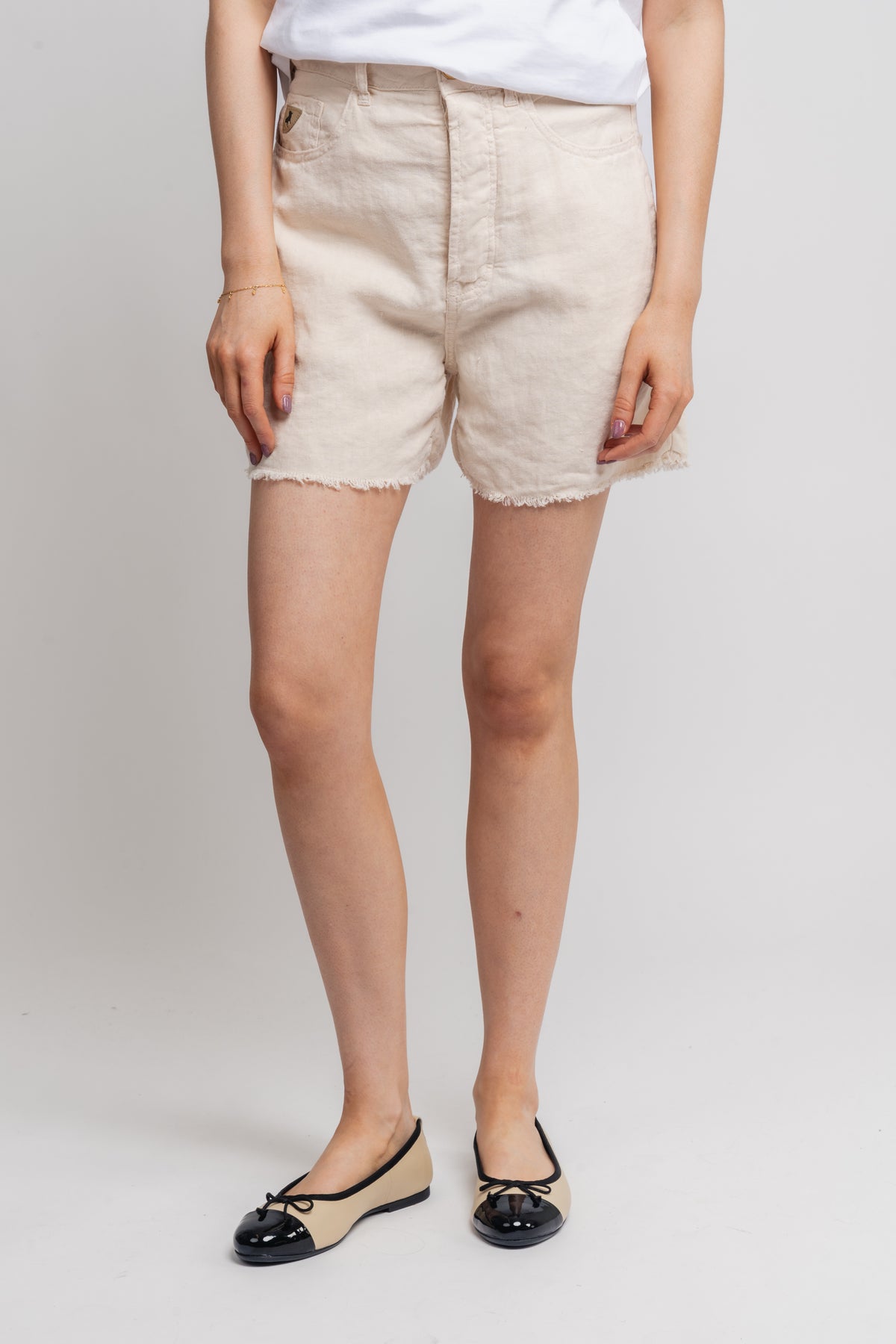 Maya Short - Ecru