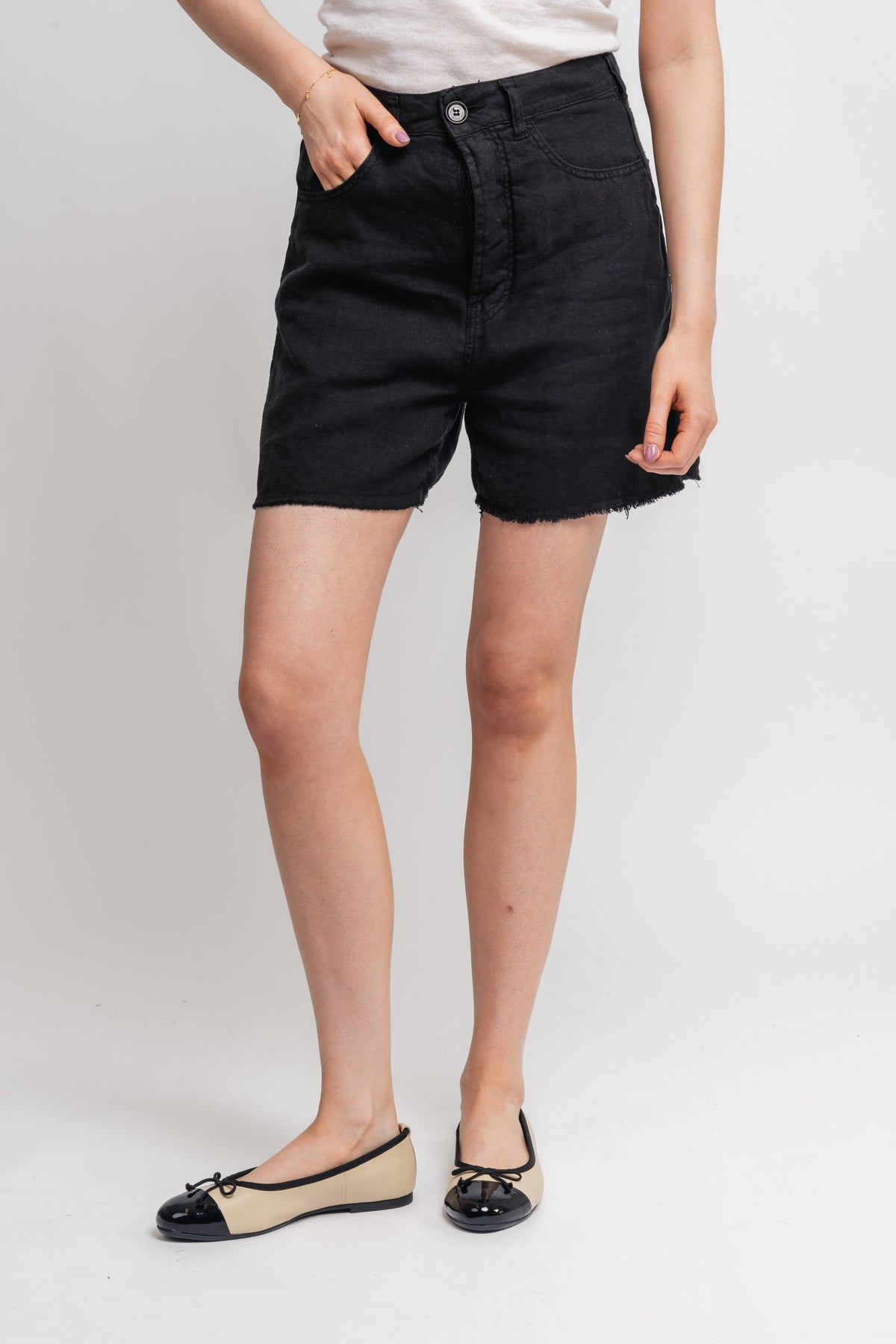 Maya Short - Black