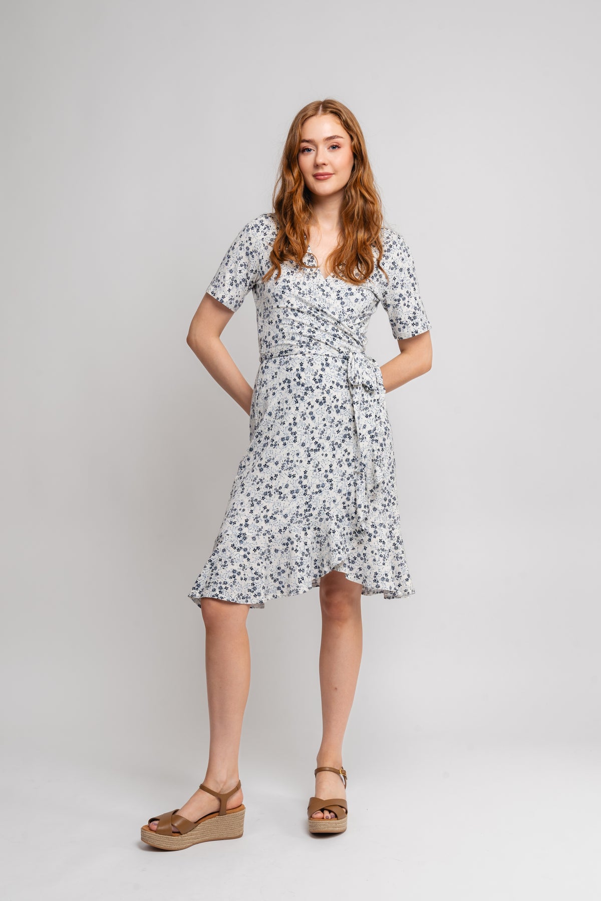ElmyPW DR - Dark Navy Mini Flower Print