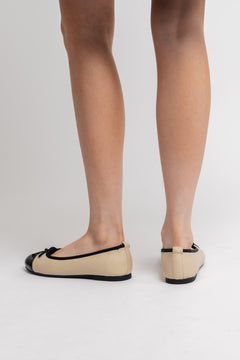 Lucy - Beige/Black Patent