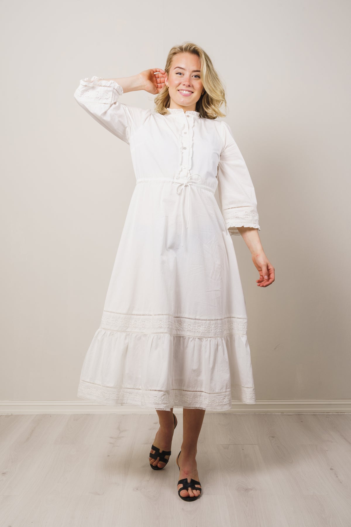 Yasmelinda 3/4 Ankle Dress - Star White