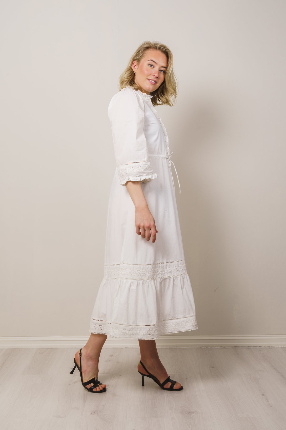 Yasmelinda 3/4 Ankle Dress - Star White