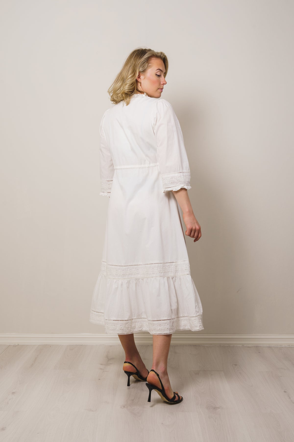 Yasmelinda 3/4 Ankle Dress - Star White