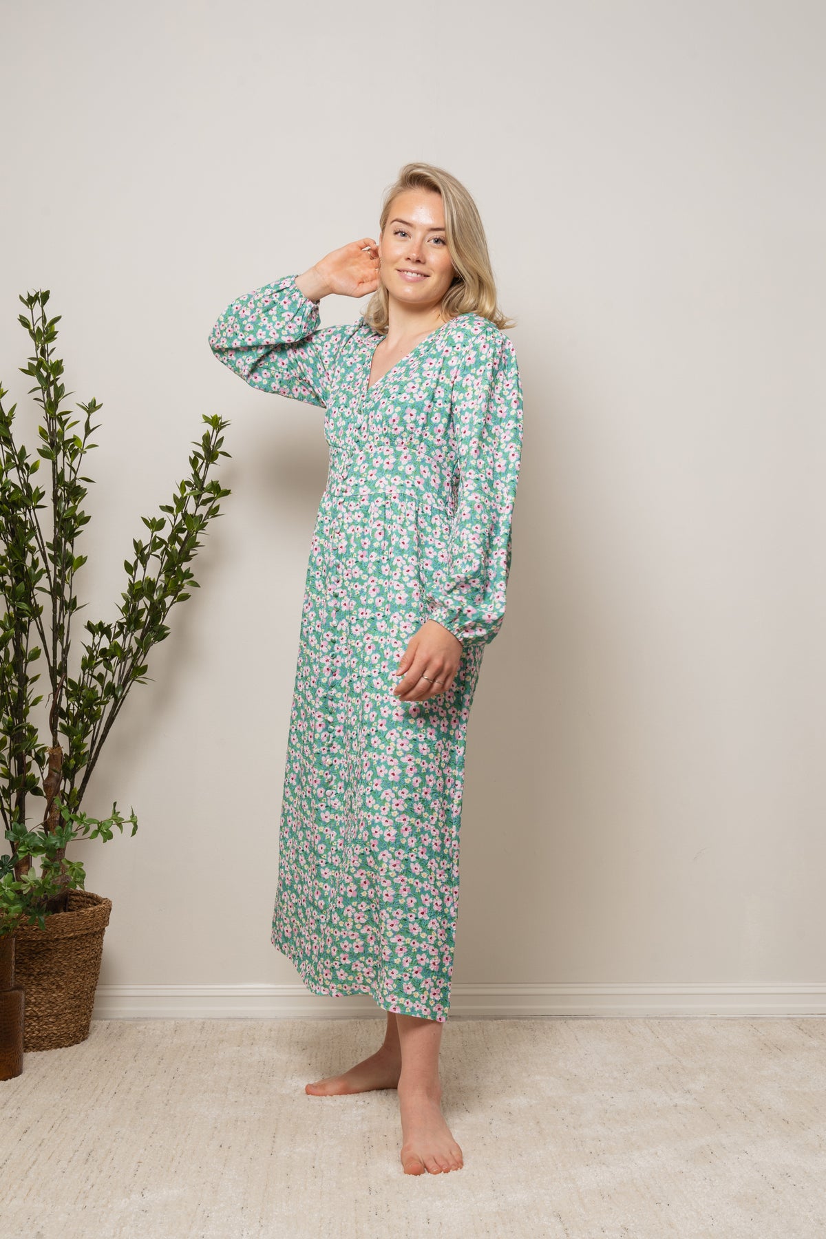 Noella Florentina Långklänning - Grön Blommig